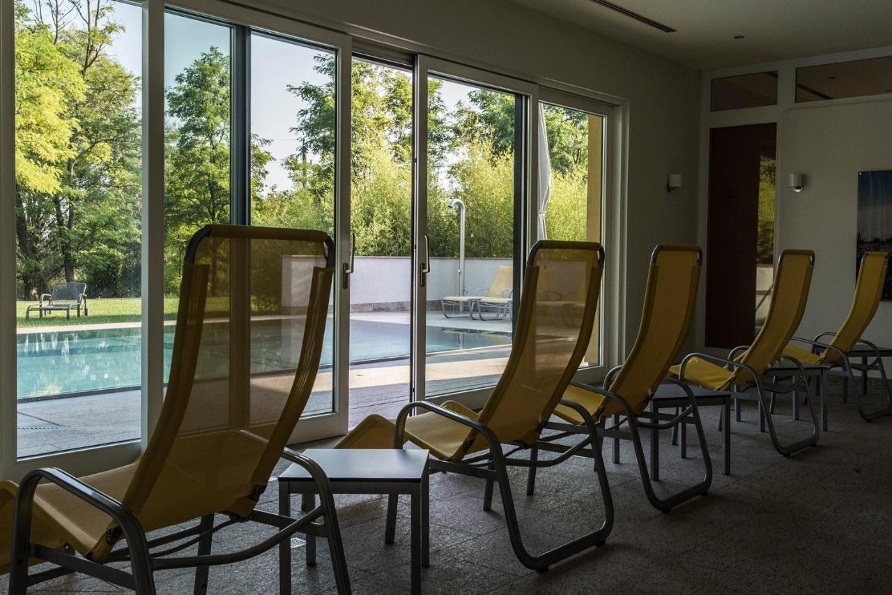 Hubertus Hof Landhotel Balatonfenyves Extérieur photo