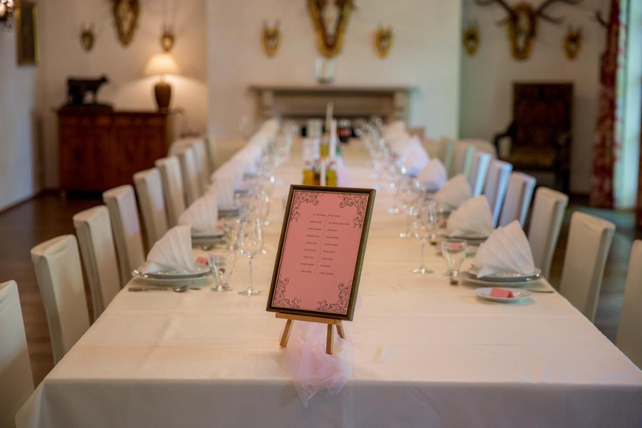 Hubertus Hof Landhotel Balatonfenyves Extérieur photo